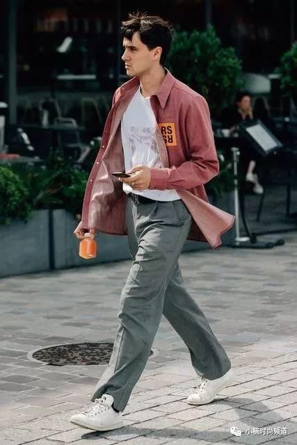 今年要拥有的时尚icon：宽裤，混搭街头潮流休闲