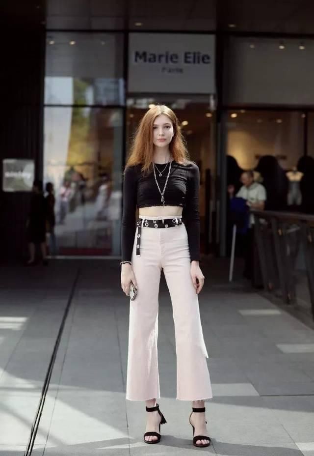  女性■高跟鞋时尚又美丽，让女性带着温柔的气息