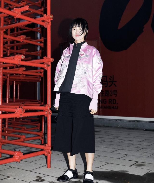  翻红@取得成功翻红！Vintage感十足的“姥姥运动外套”，你穿没错吗