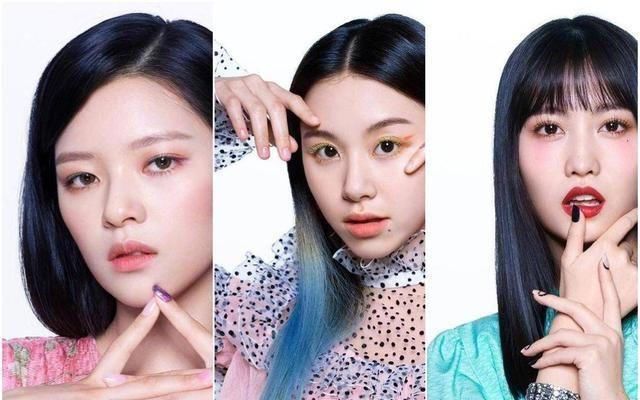  TWICE■TWICE组合画报，“九人九色”韩国彩妆魅力，显青春年华少女气息