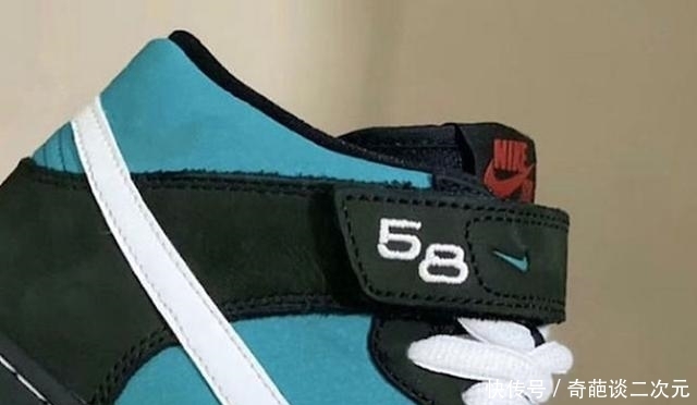 谍照@源自复古篮球战靴的经典构色!全新 Nike Dunk SB Mid谍照释出