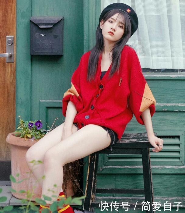 『气质』宋祖儿美照曝光,斜肩吊带裙凸显优雅气质,网友:女神范十足