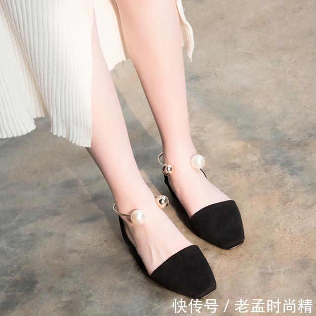 【美丽】不放过足部的美丽,这些凉鞋戳到你心里