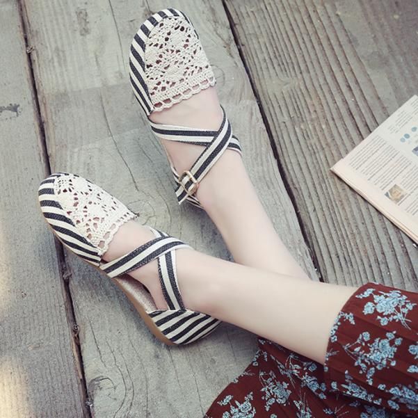 中秋给妈妈送礼，只送妈妈鞋，洋气舒适显年轻，关键走多远都不累