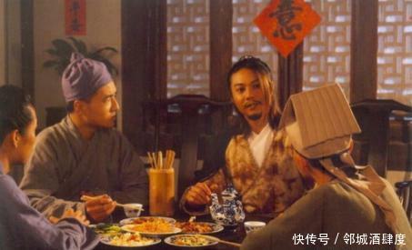  下联：千古绝对, 上联： 三强韩赵魏, 下联经典到无以复加