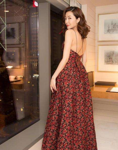 28岁何穗同框37岁熊黛林, 满屏尴尬! 网友: 超模和嫩模差距太大了