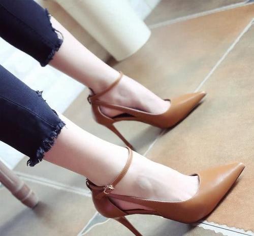 女人穿几厘米的高跟鞋最时髦好看?用身高科学判断
