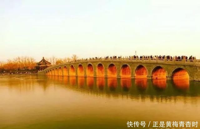 惊艳!颐和园十七孔桥现金光穿洞奇景