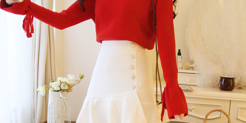 老婆个不高，但是特别会穿衣，穿小香风套装，没人相信她一米五