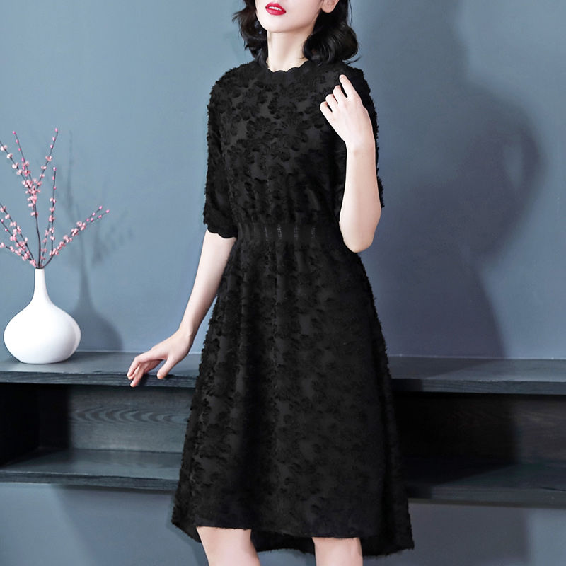 有一种美叫“旗袍”，立秋已到，42岁老婆穿旗袍，简直美若天仙