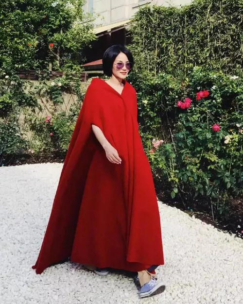 《幻乐之城》就是王菲带领的大型时装秀