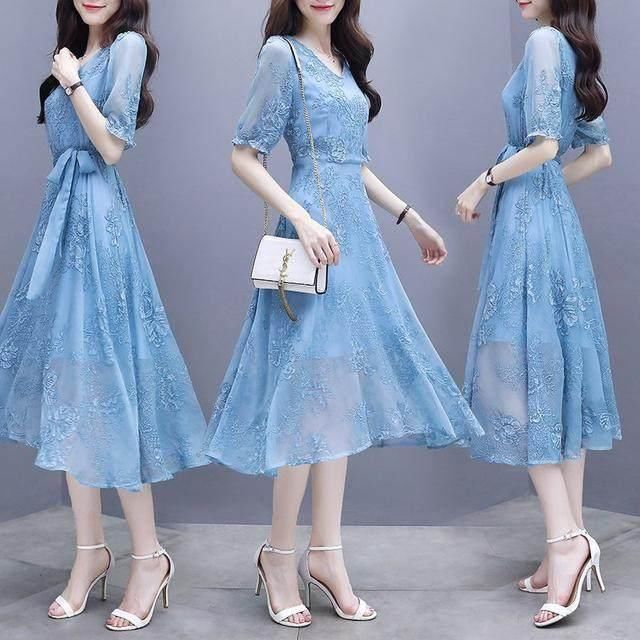 女人过了40岁，别穿太土，试试这些减龄气质美裙，洋气迷人巨显瘦