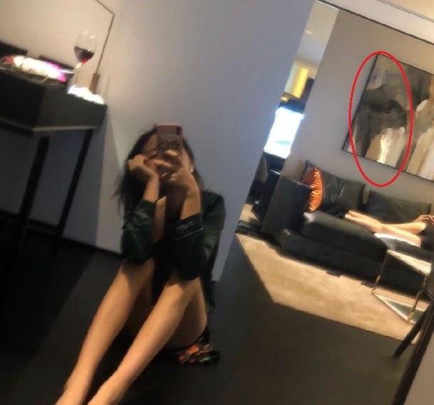 李嫣的闺蜜被指炫富，王菲带她们住6000一晚的房间还说太差