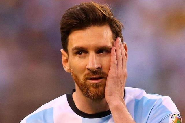 世界杯现役球员进球排名!C罗挤进前三,榜首有