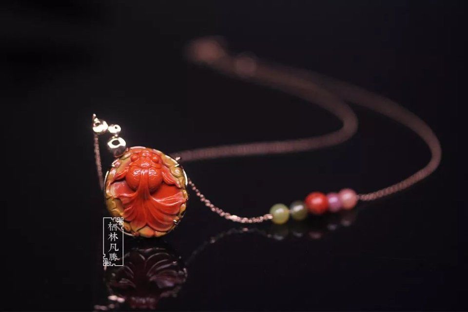 你真的会戴项链吗?献给精致女人的小秘密……