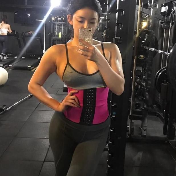 芭比娃娃还是金刚芭比？她样貌比明星有气质身材比其他女神还要辣