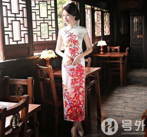 倾国倾城的8款旗袍裙,母亲节送妈妈上身洋气不撞衫