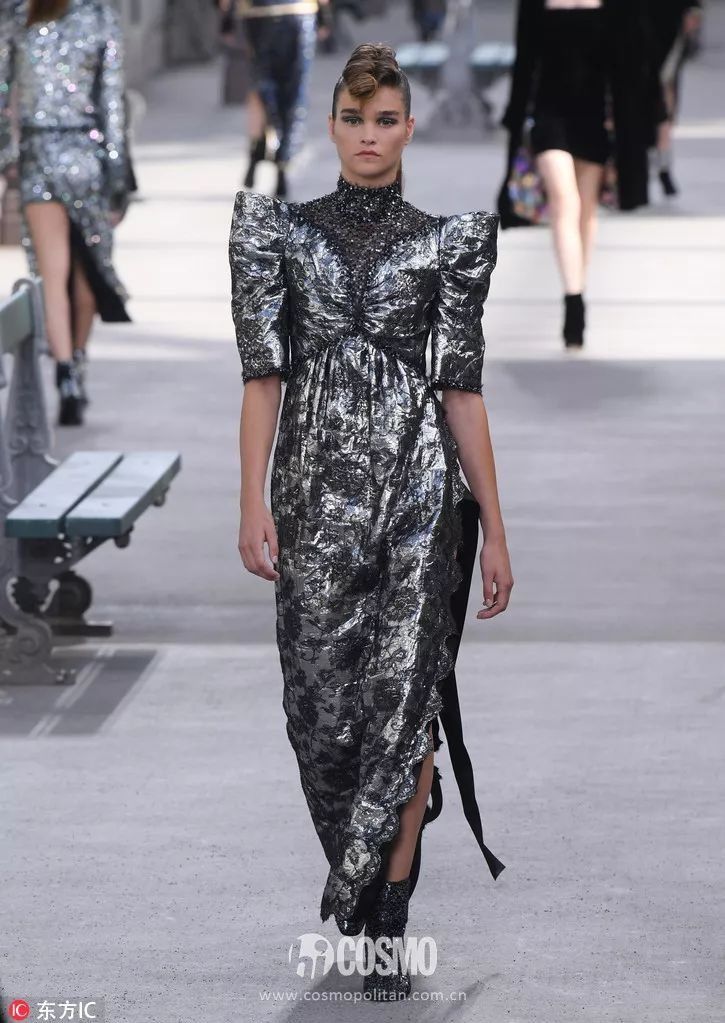 T型台 | 刘雯周迅比美,我迷茫了