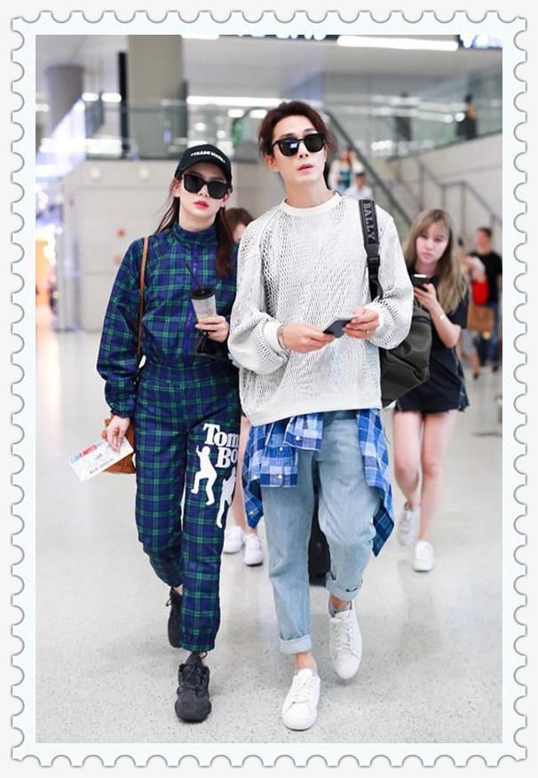 当马伊琍和戚薇同穿格子套装，我才知道为啥都说女人越老越有味！