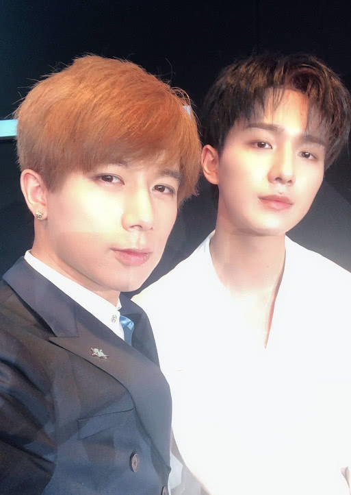 封杀界再添一员！李明霖遭封微博致歉，网友：什么都敢说，一首凉