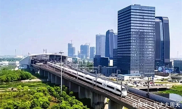 中国最有“潜力”的四座城市，重庆、武汉均上榜，有你家乡吗？