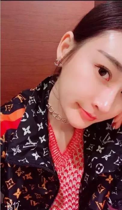 网红隋嘉琪别删了，你婆婆疫苗造假被抓起来了!