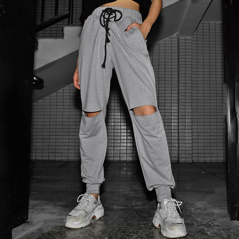 居家主要是舒服，舒服的居家服很重要，还带一丝“性感”