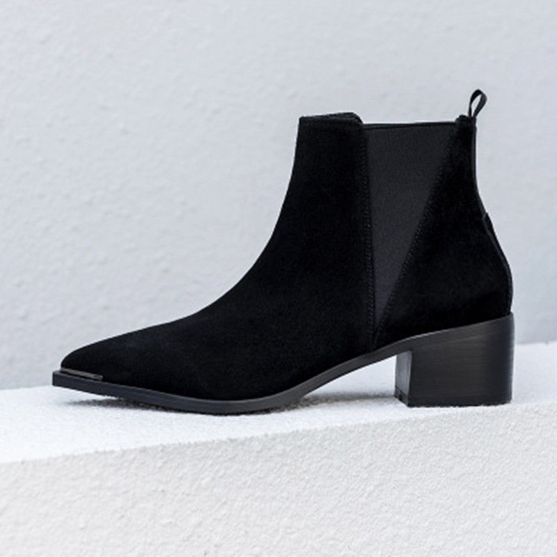 等发了工资，这样的女靴我一定要全买了，上脚高雅回头率贼高