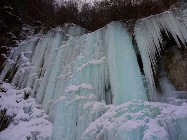 初冬已至，降温来袭 | 陕西这些地方已经下雪啦！想看雪景的走起