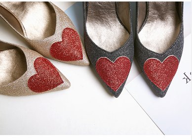 平底鞋太土了!这“高跟鞋”才符合女人独特的魅力，老公挪不开眼