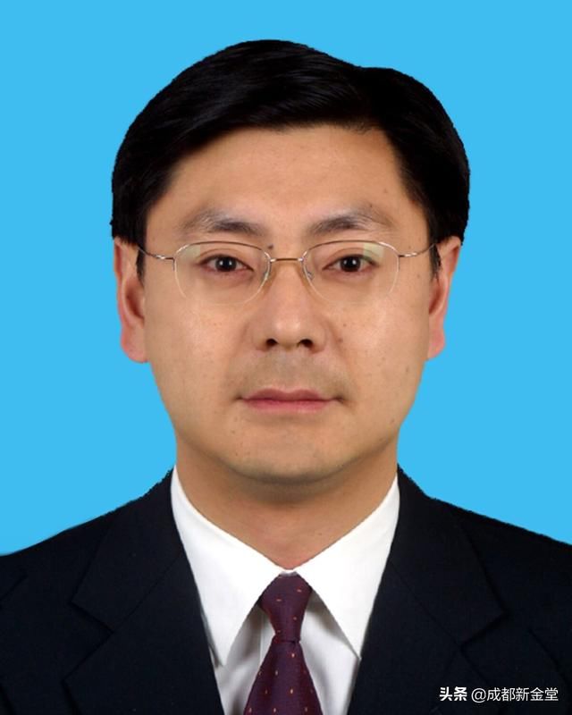 古建桥同志当选为金堂县人民政府县长！