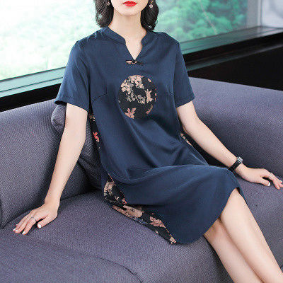 偷偷告诉你，下面的连衣裙穿在妈妈身上多么高贵雅致，年轻的不行