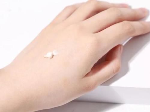  「想囤的精华」很久没出门的靓女们 你的存货还能撑多久？