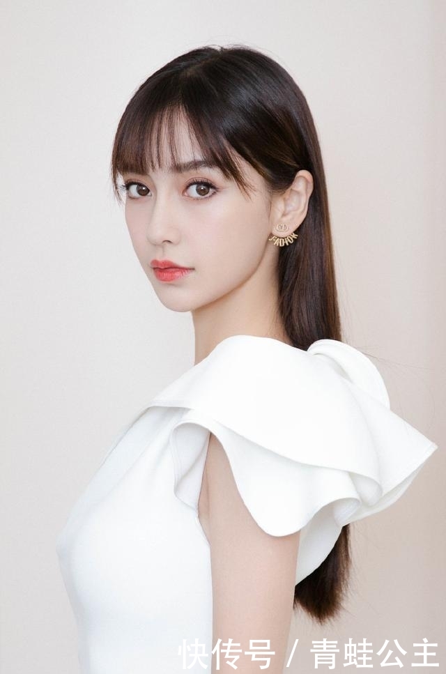  #苹果肌#女生脸上拥有这3个特征，是典型的＂抗老脸＂，年纪越大越耐看哦