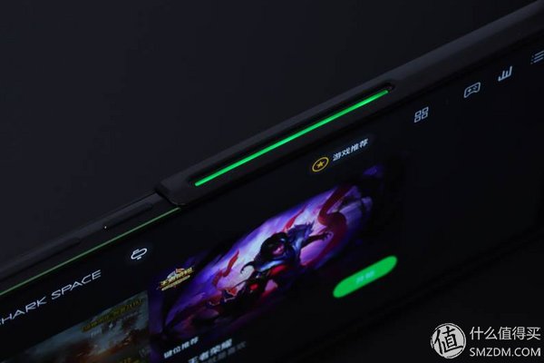 性能怪兽，鲨机再临!黑鲨游戏手机Helo上手体验