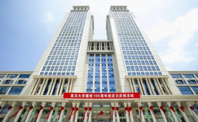  『光华楼』中国最高的教学楼，还是座双子楼，建成15年无人超越