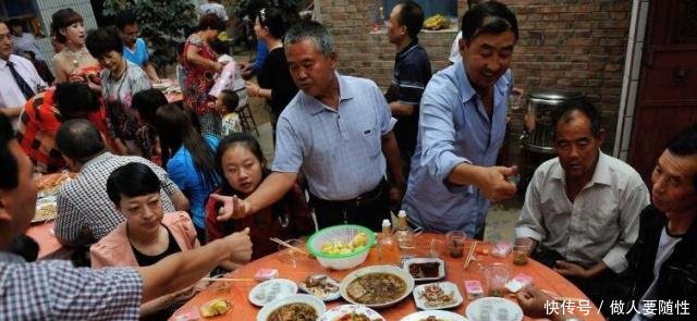农村怪象有些农民宁愿不收礼也不办结婚酒席，你知道为啥吗