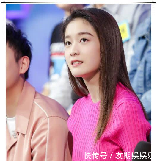 看了张雪迎的腰，男人都要怀疑人生，网友我胳膊都比这要粗！