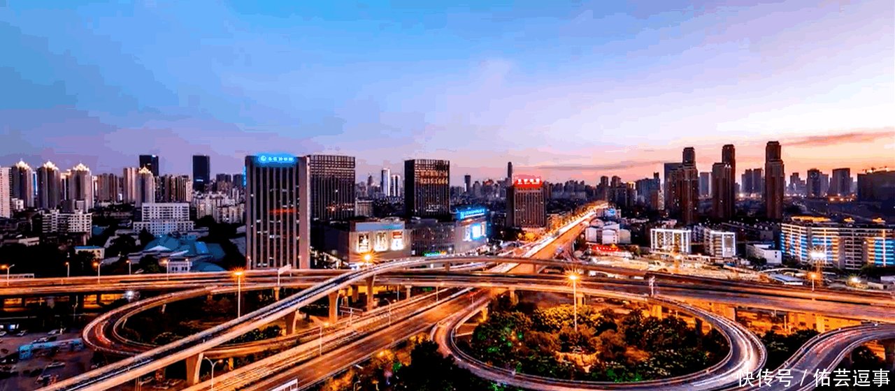 中部地区首座直辖市, 三个城市合并而成, 已升级为新一线城市!