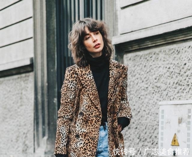  「时髦」女人过了40岁，这3种“假时髦”的衣服别乱穿，廉价似“地摊货”