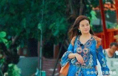 赵薇穿3万块的裙子又胖又丑，网友都说她穿衣美都是钱砸的！