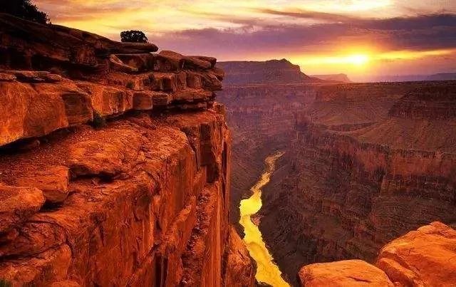 不用再去国外，去了新疆就等于去了全世界，不信你看！