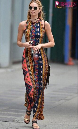 「系在腰部」【尚】夏日印花长裙 打造风情万种的街头丽人