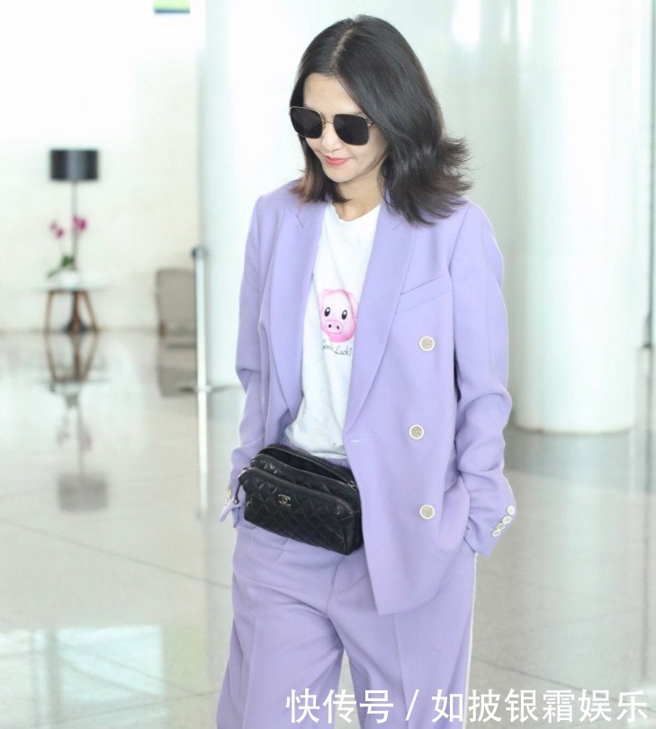 谭维维穿4710元拖鞋，怎么这么邋遢，村口的大妈都服你了！