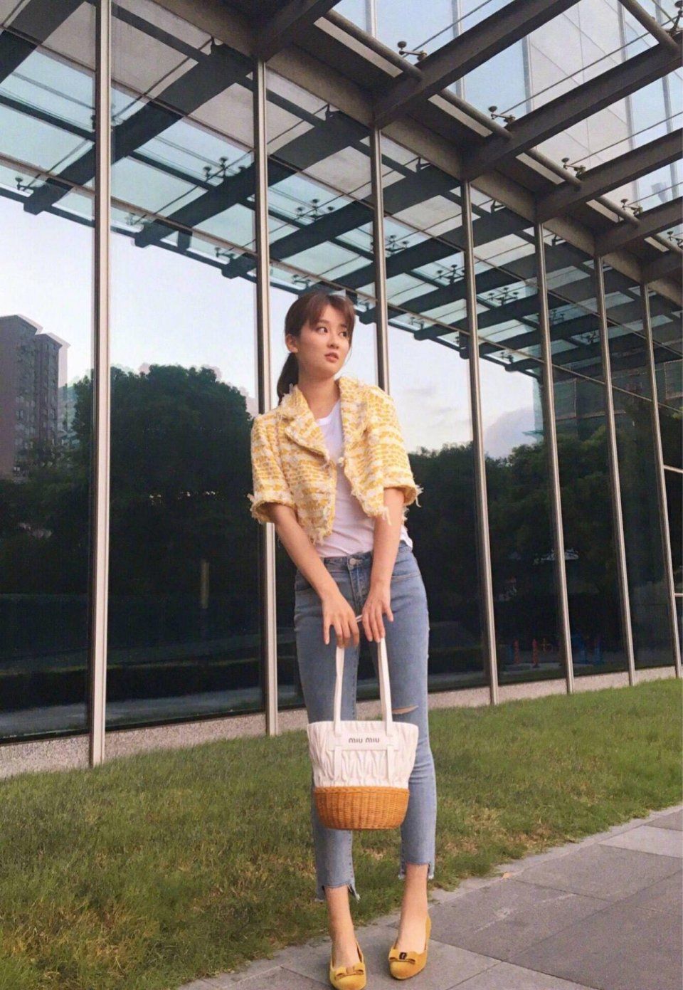 秋天没有灵感,穿不出范儿?学乔欣凹不就得了
