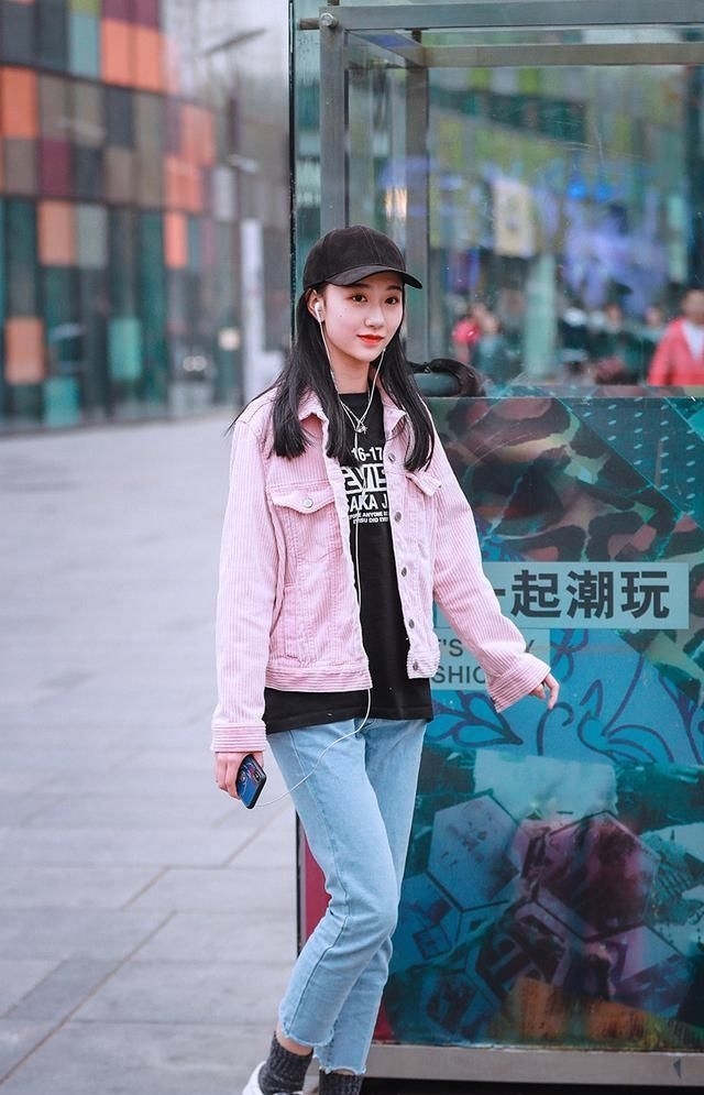  『美美』随时随地关心时尚潮流，走在潮流前沿，时尚博主们常常美美哒的赚足复购