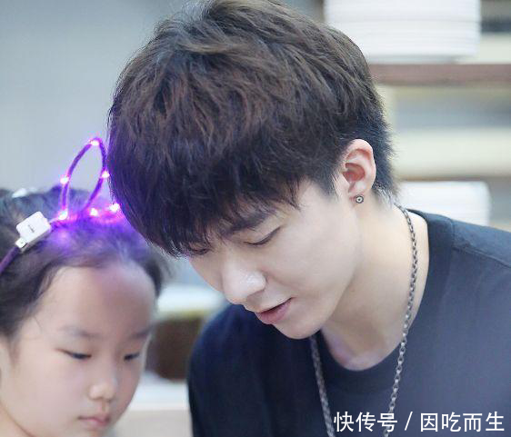 YY官方为摩登兄弟保驾护航 放话各大主播：诋毁摩登兄弟直接冻结