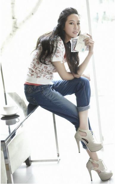 娱乐恋情真假大难辨，钧翰恋纯属炒作，女方直接否认恋情