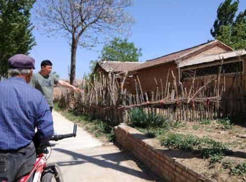  「拆迁」为什么有人经常到农村测量房屋土地？是要拆迁吗？你有