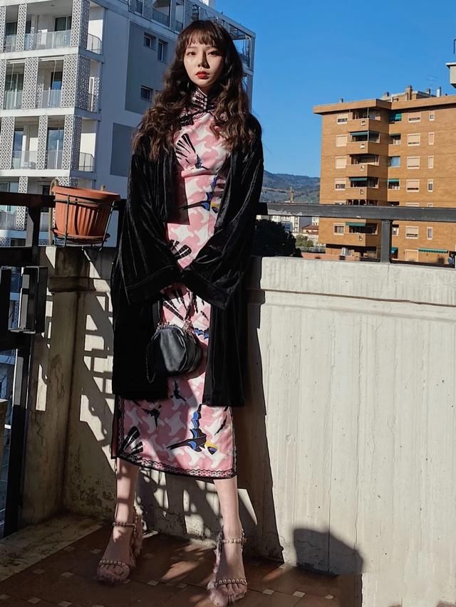  #面料#旗袍是女人永远的浪漫，看完这些旗袍，你还不动心吗？